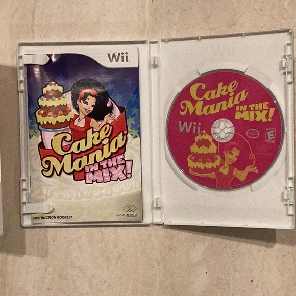 Cooking Mama World Kitchen & Cake Mania Mix Nintendo Wii Game Lot Of 2 Games - Picture 5 of 8